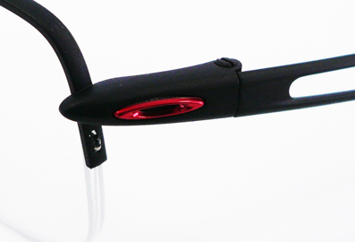 OAKLEY2011年限定受注生産オプサルミックフレーム入荷!_c0003493_8404699.jpg