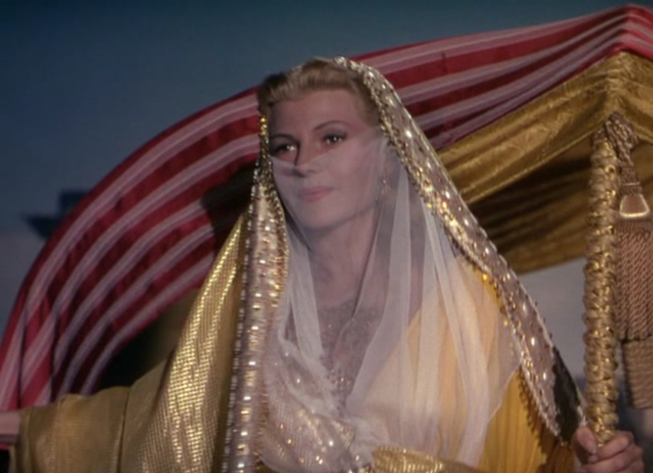 リタ・ヘイワース（Rita Hayworth）「情炎の女サロメ（SALOME）」（1953）《中編》_e0042361_22413721.jpg