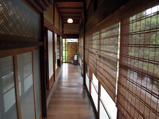 e0202031_222914100.jpg