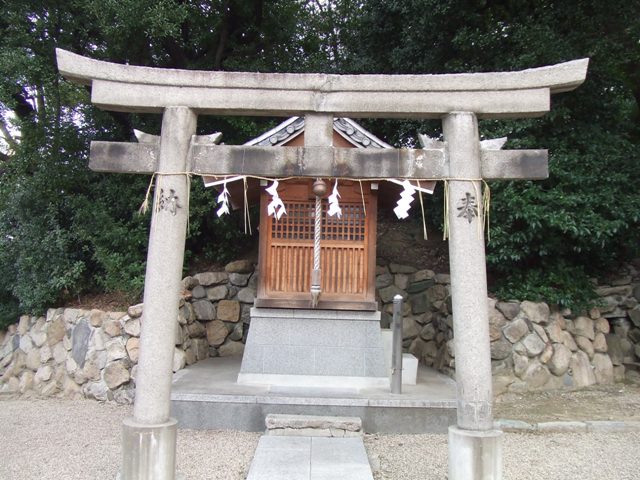 Yasui Shrine_e0046748_16123134.jpg