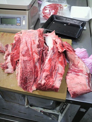お肉のカット日!!_b0206037_852523.jpg