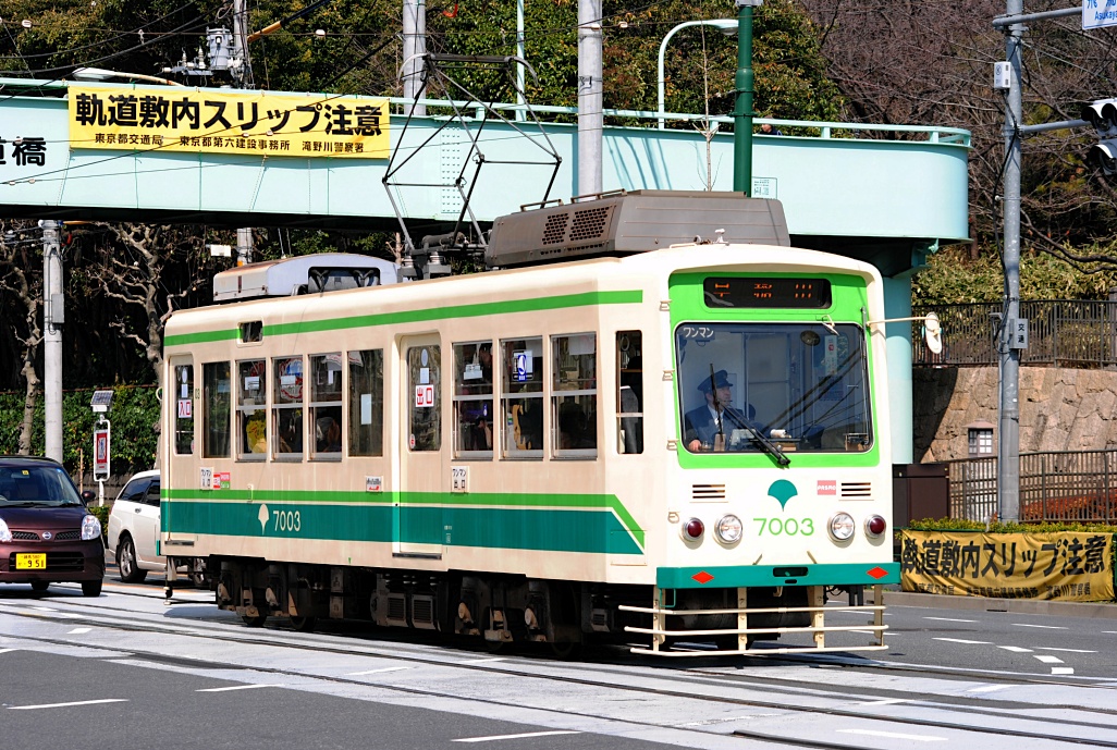 ◆都電・荒川線 撮影№１ 【 飛鳥山、王子で都電撮影 】◆_c0087158_168156.jpg