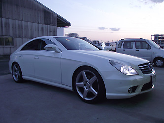 MB CLS55とCLS500が やってきました AUDI A4B7が 帰ってきました_d0173404_2184326.jpg