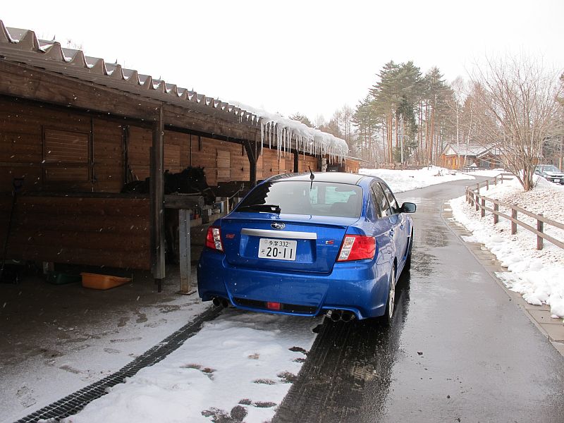 御嶽山麓でWRX tSを撮影中に地震発生_f0076731_1911464.jpg