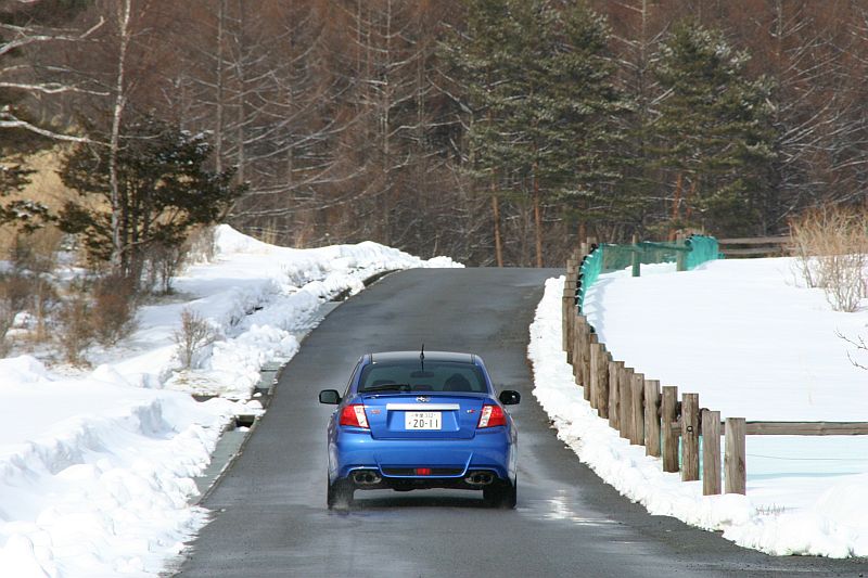 御嶽山麓でWRX tSを撮影中に地震発生_f0076731_19483831.jpg