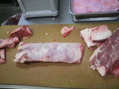 お肉のカット日!2日目!_b0206037_8892.jpg