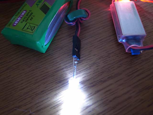 ラジコン親父の非常用LED照明の作り方_d0067943_19103532.jpg