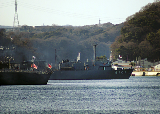 2011年3月11日（金）海上自衛隊横須賀より被災地へ全出港（日報版修正転載）_e0150566_17512560.jpg