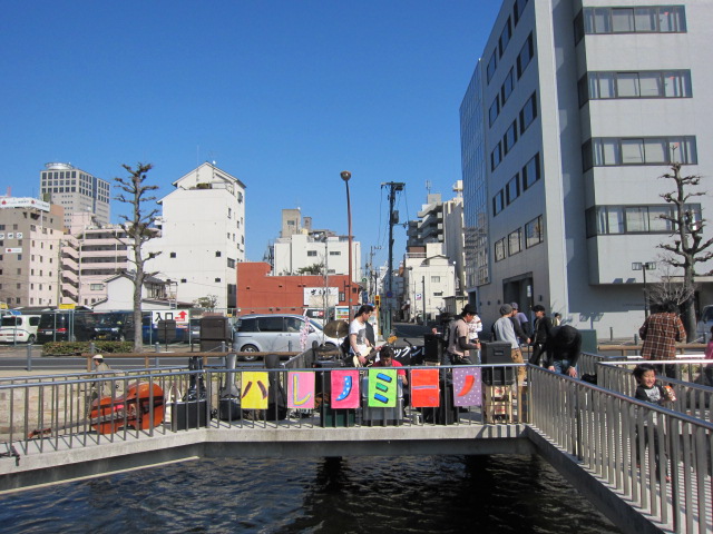 f0197703_1512131.jpg