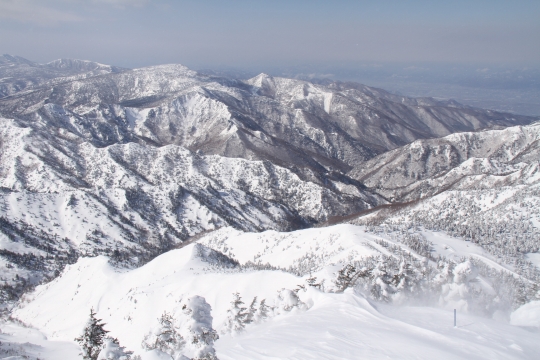 今日で雪山は見納めかな？_b0169123_22353737.jpg