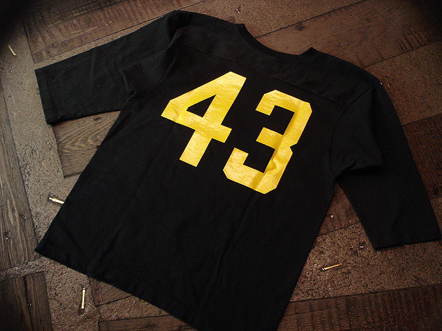 NEW : Champion \"T1011\" [3/4 SLEEVE] FOOTBALL T-SHIRTS [MADE IN U.S.A.] 2011 S/S !!_a0132147_241152.jpg