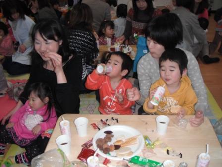 2011.03.03 ひな祭りティーパーティ_f0142009_13423743.jpg