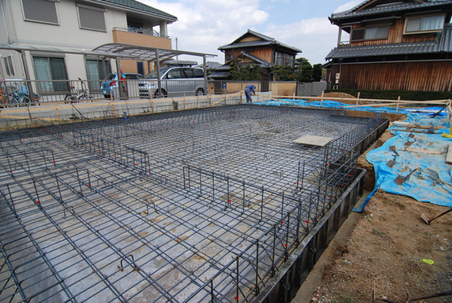 土台工事が終わりました_a0152040_22435612.jpg