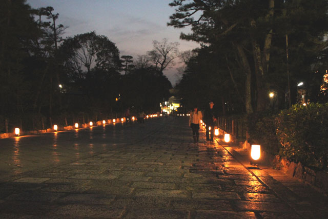 京都・東山祈りの灯3_e0048413_18145217.jpg