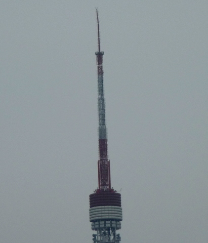 Leaning Tower of Tokyo_c0201334_0293374.jpg
