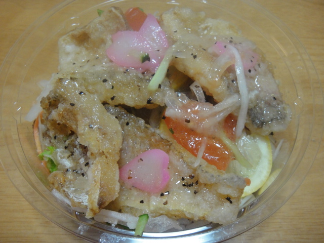 ミートソース、熊本ラーメンで叉焼麺、鯛めし、玉子焼きです。_d0230658_16482746.jpg