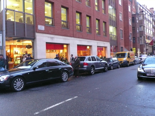 London knightsbridge_a0129711_16402643.jpg