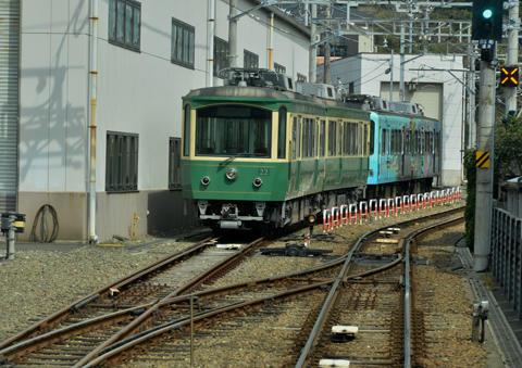 江ノ電　鉄路の風景_c0132230_1115478.jpg