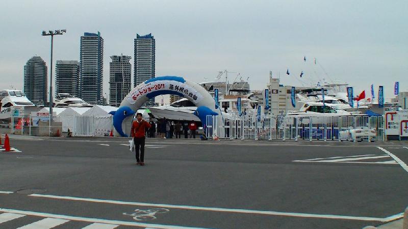 JAPAN INTERNATIONAL BOATSHOW 2011 その8　屋外ヤマハブース1_a0132631_2282923.jpg