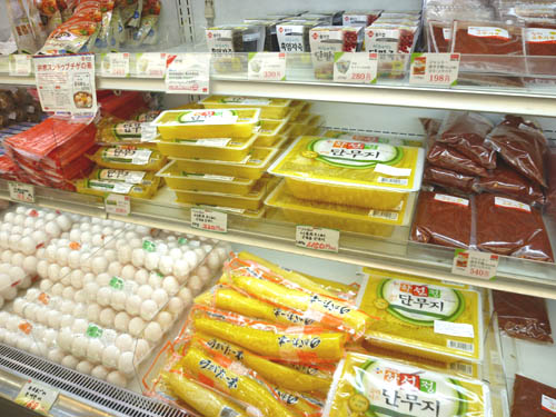 【新大久保情報】韓国食材の買出しへ…新大久保コリアンタウン(2011年3月)_c0152767_238711.jpg