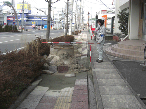 e0098472_6271410.gif