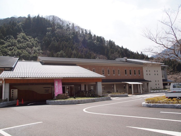 湯来ロッジ方面へ_c0116915_23251136.jpg