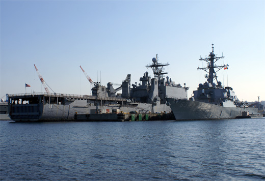 「東北地方太平洋沖地震」海上自衛隊派遣部隊（護衛艦2）0324版（7分割）更新2_e0150566_85271.jpg