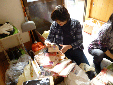 f0231147_2246693.gif
