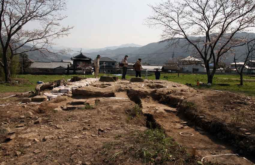 郡里廃寺跡・段の塚穴・坊僧池♪ すえドンのフォト日記