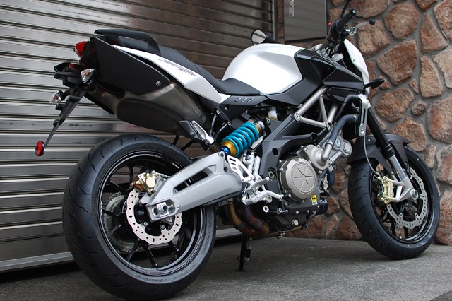 aprilia SHIVER750 NITRON リヤサスペンション : SCSブログ aprilia SHIVER750 NITRON リヤサスペンション : SCSブログ