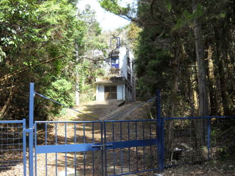 b0000209_0214189.gif