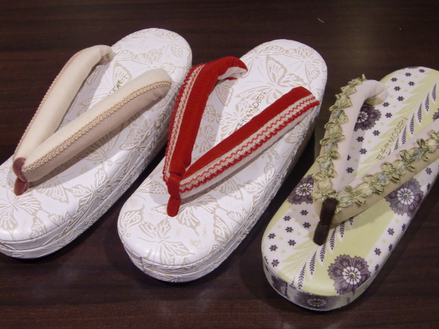 春色草履_e0167832_1115349.jpg