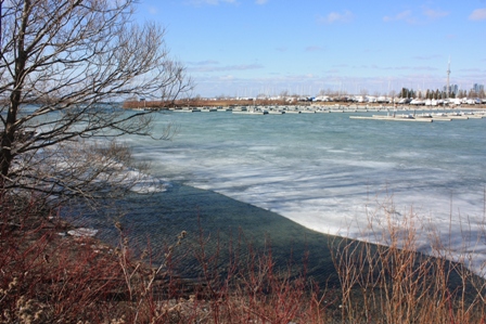 空と水の青＠「Tommy Thompson Park」_a0100975_13102059.jpg