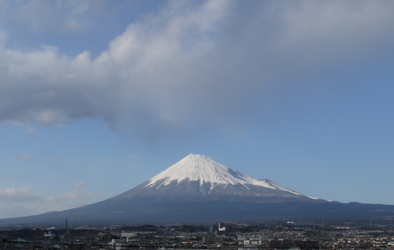 静岡県東部地震は、富士山の火山活動？_c0160488_23363584.jpg