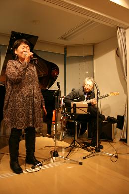 Guiter ＆　Piano　＆　VO　の　夕べ_e0002690_20542729.jpg