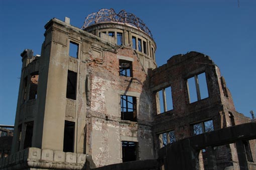 福島原発3号機の大爆発は何だったのか?:水素爆発?水蒸気爆発?核爆発?_e0171614_9442781.jpg