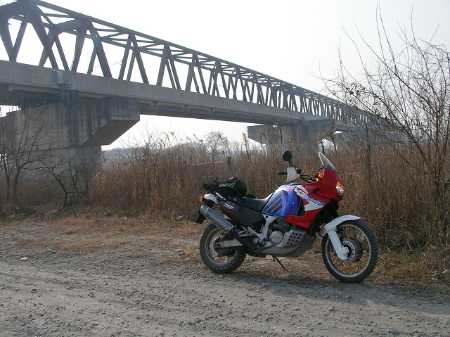 ボクのアフリカツインがぁ ピットクルー 和田ぽんの泥日記