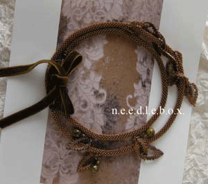 Bead Crochet　Leaf&Leaf   _b0166562_18343832.gif