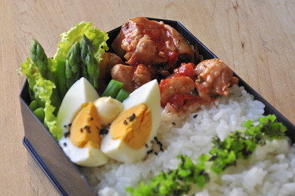 チキンのトマト煮込み弁当_b0171098_937367.jpg