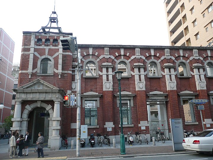 神戸の みなと元町駅 レトロな建物を訪ねて 神戸の みなと元町駅 レトロな建物を訪ねて