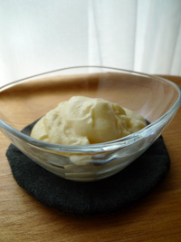 ヨーグルトクリームケーキ_b0142989_14563595.jpg