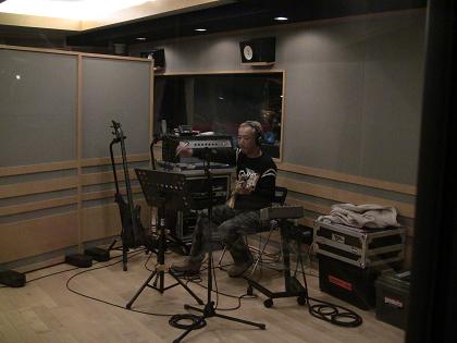 LOUDNESS♪　リズム録音開始♪_f0158769_1552955.jpg