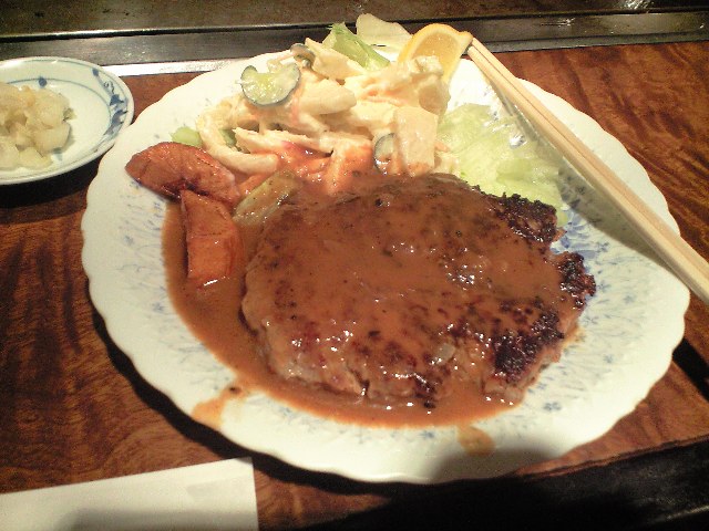 愛されるお店 大幸(とんかつ) レストラン艸葉(ハンバーグ、牡蠣フライ) ごかせ川(うなぎ)_a0194908_14425777.jpg