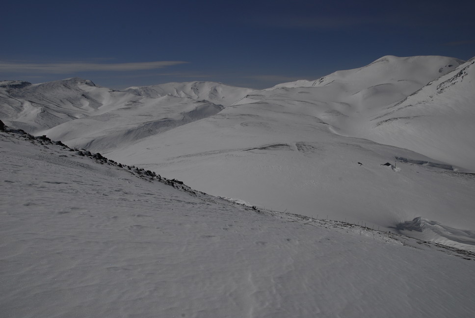 2011年3月 春、深雪の大雪山に抱かれる_c0219616_19254344.jpg