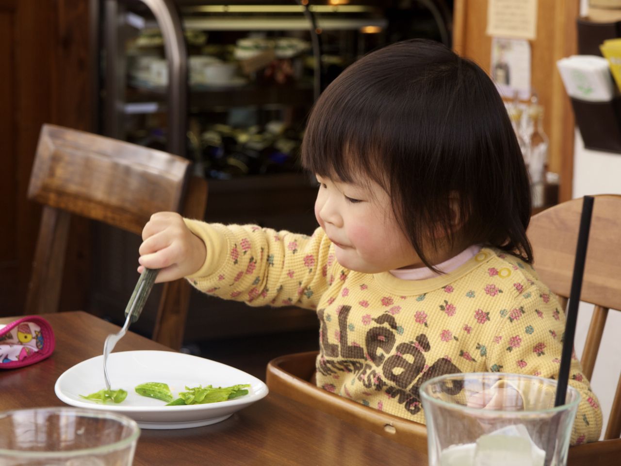 ピッツァ食べているか見て。_b0079765_0344849.jpg