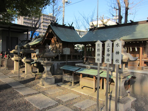 亀戸 香取神社 植木市 荷入れ_b0200291_2011630.jpg