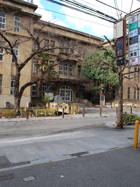 コレクター必見。旧小学校の理科室にあった物譲ってもらいました コレクター必見。旧小学校の理科室にあった物譲ってもらいました