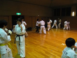 c0118332_2373586.jpg