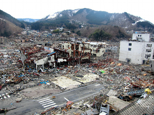 私が感じた女川の惨状　3/28レポートその3_f0044846_22333588.jpg