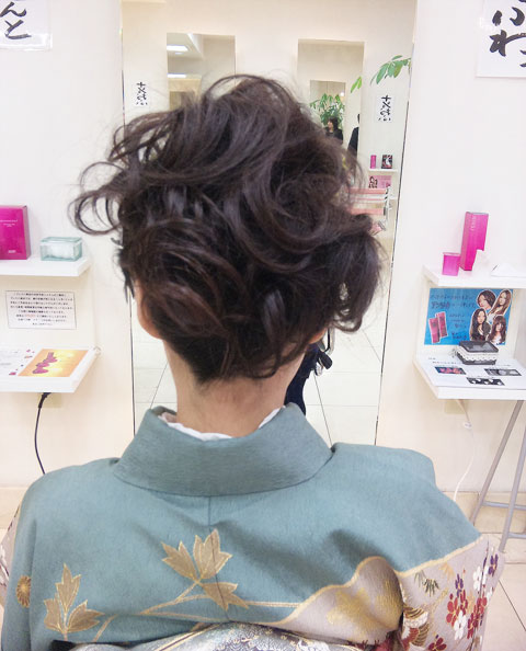 【八尾店スタイリスト芳村】ヘアセットのお客様☆_c0080367_1012407.jpg